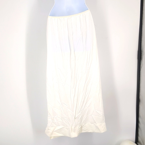 Vintage Berkliff 100% Nylon White Half Slip Stretchy Long Side Slit Size Large - Picture 4 of 5